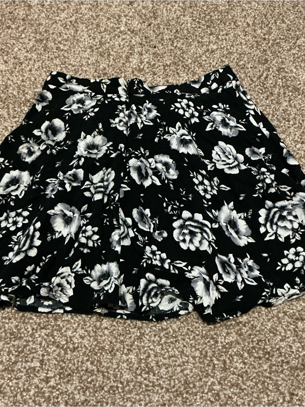 Forever 21 Black Floral Circle Skirt